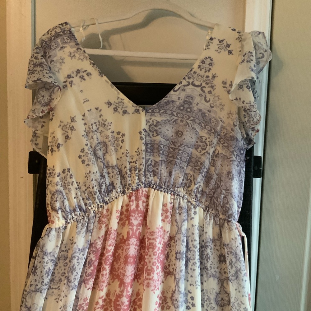 Lovely flowey dress